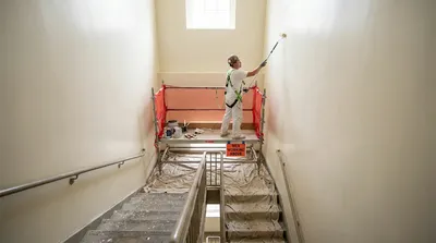 Treppenhaus streichen